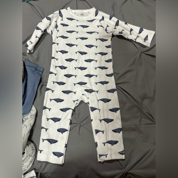 18 month Boy Bundle 8 Items - Picture 5 of 7
